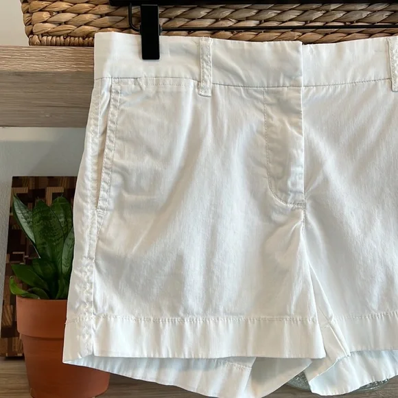 J. Crew Mid-Rise White Stretch Cotton Chino Pocket Shorts, 2 - Picture 3 of 7